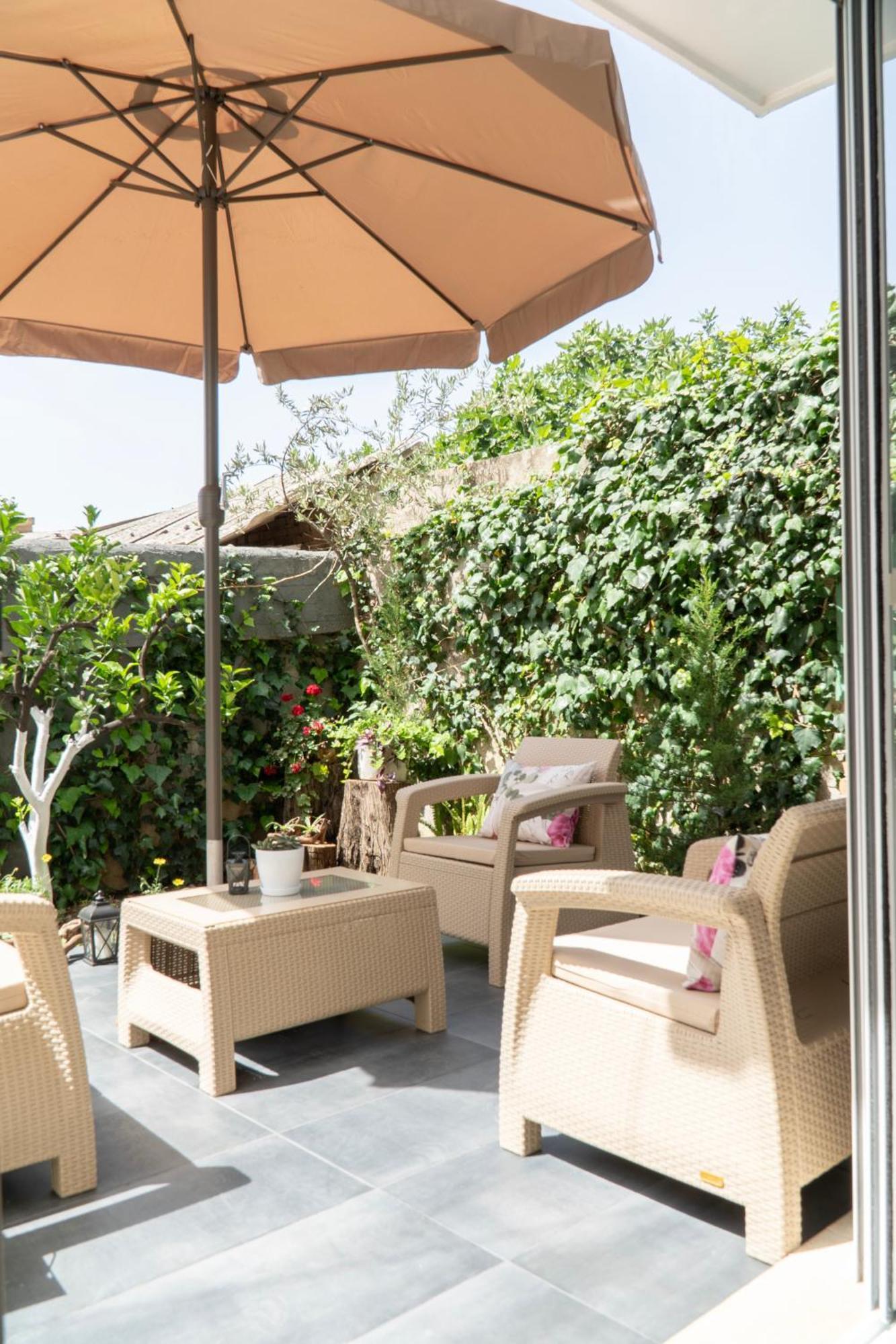 Apartment Ostria 2 *