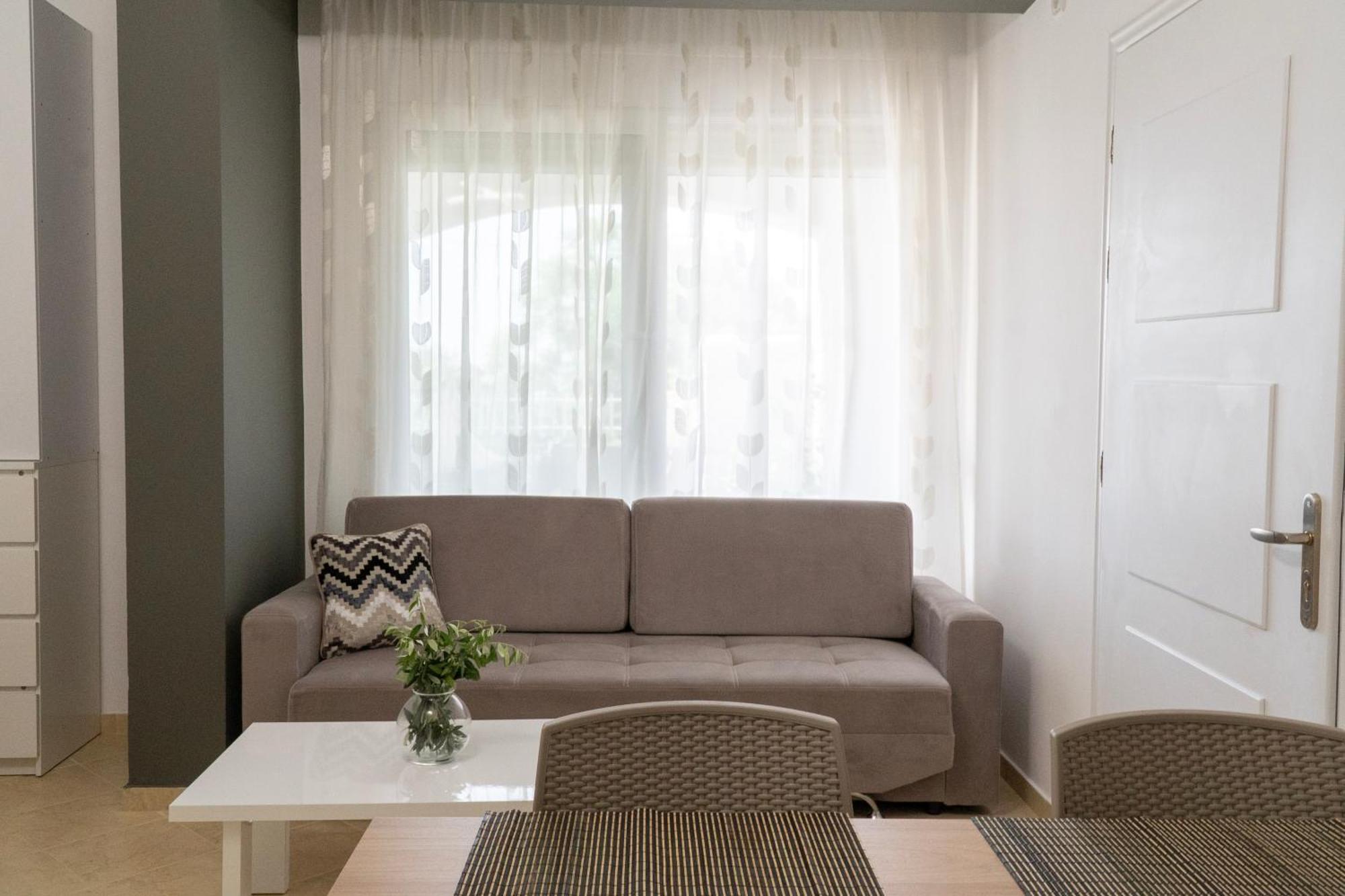 Ostria 2 Apartment *