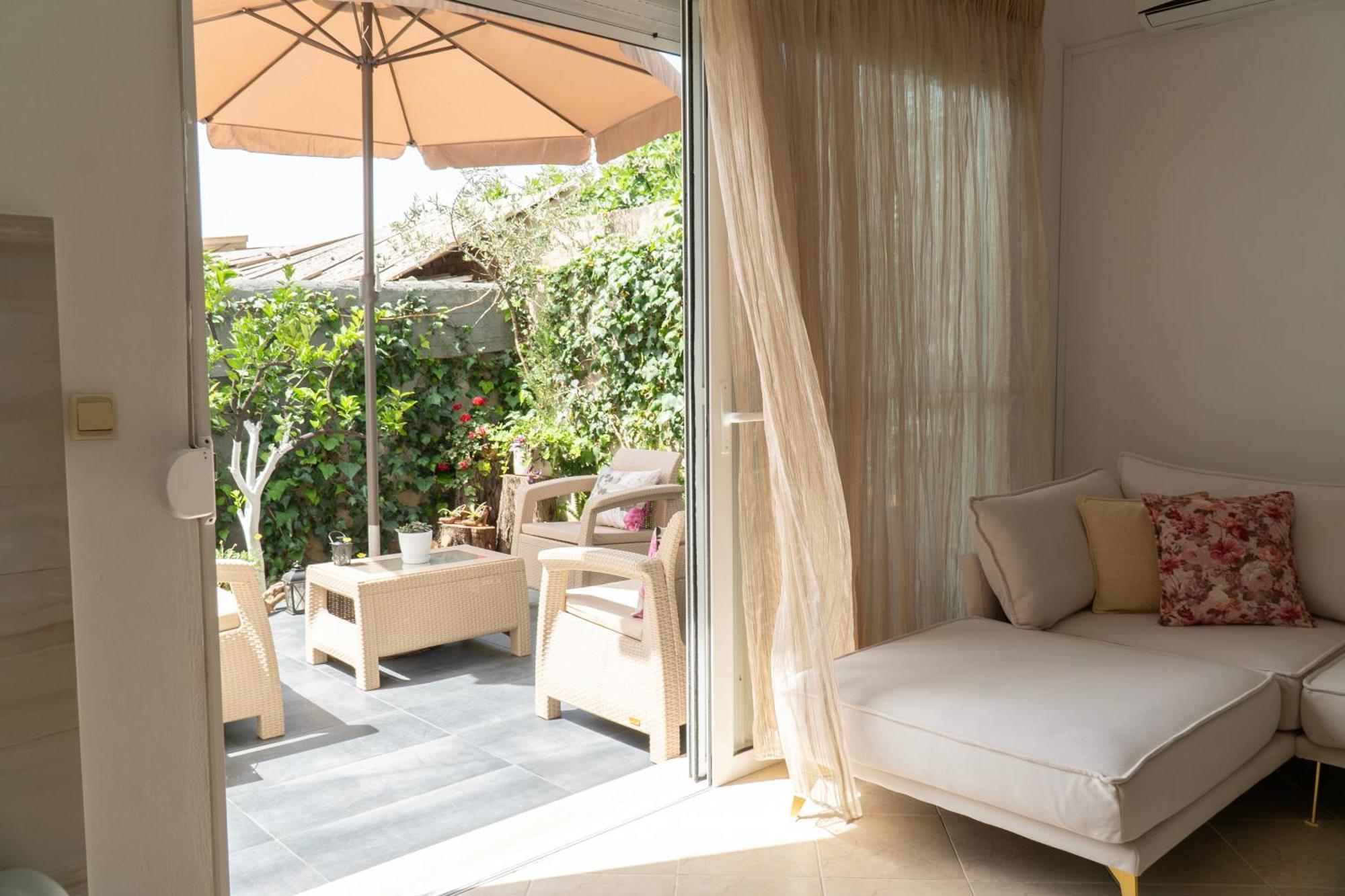 Apartment Ostria 2 *